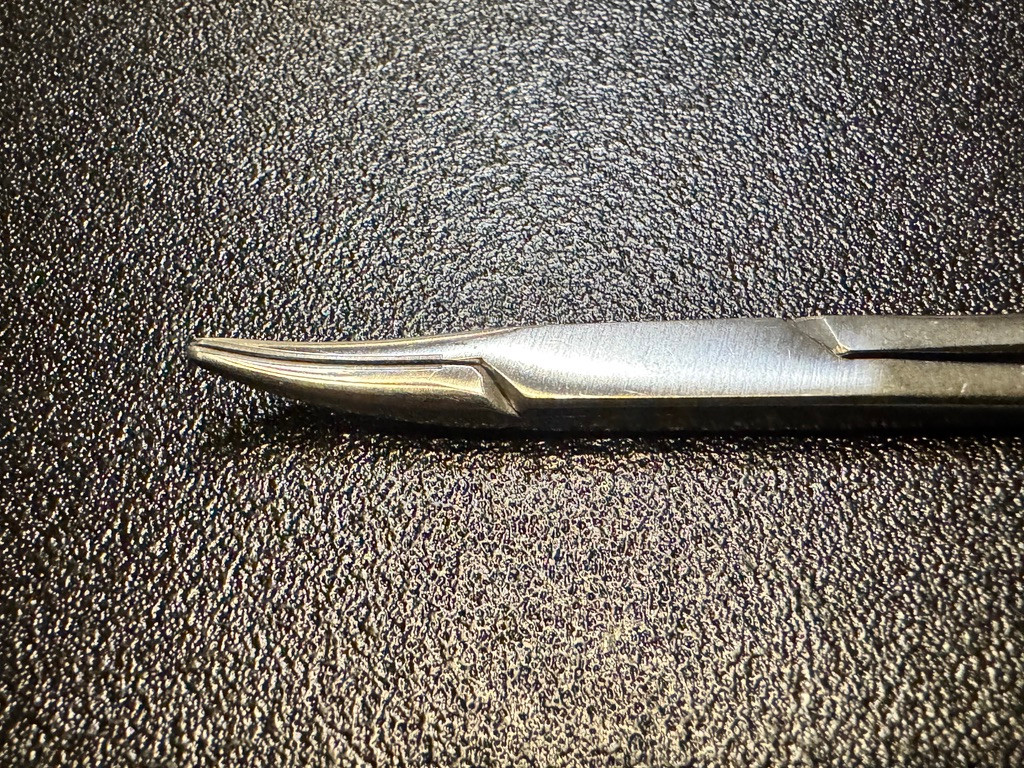 Jaw photo of Codman 36-3043 Julian Needle Holder, CVD, TC, 8.25"