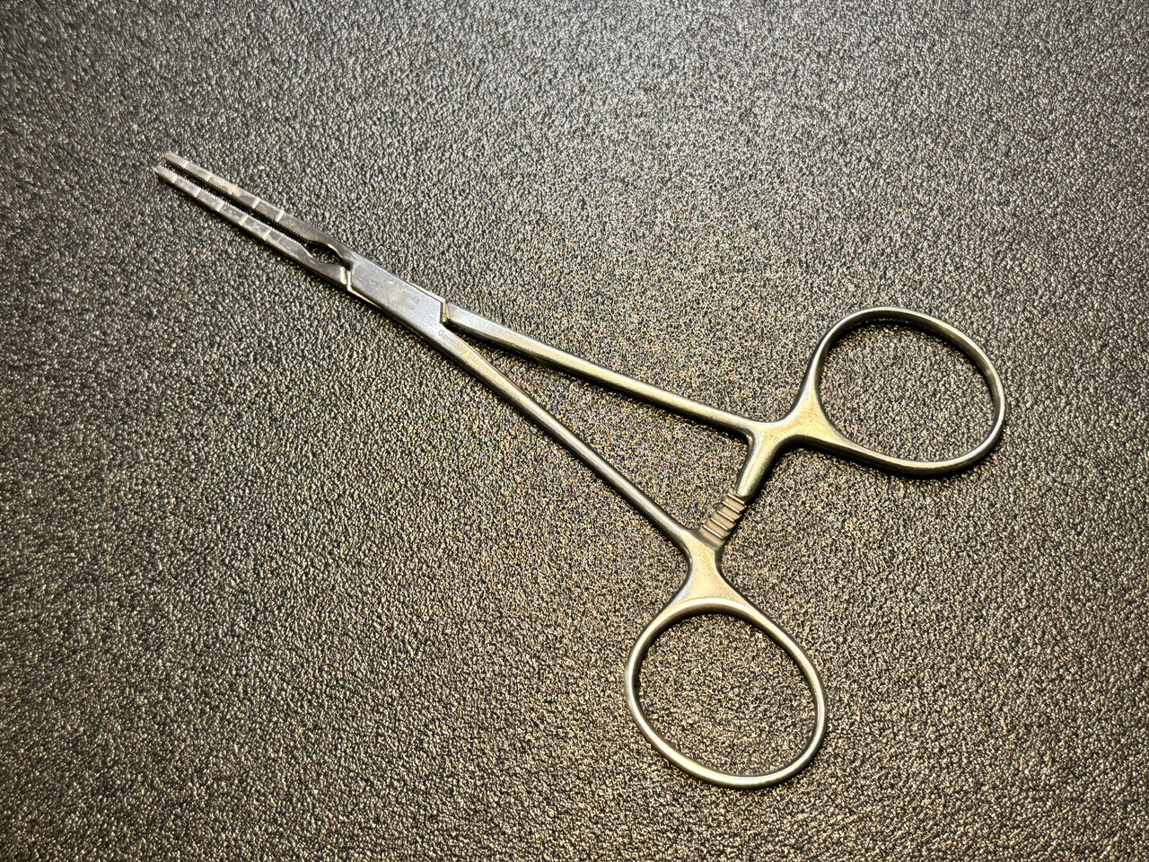 Handle photo of Jarit 320-411 Cooley Pediatric Clamp, STR, 1.9mm, 5.5"