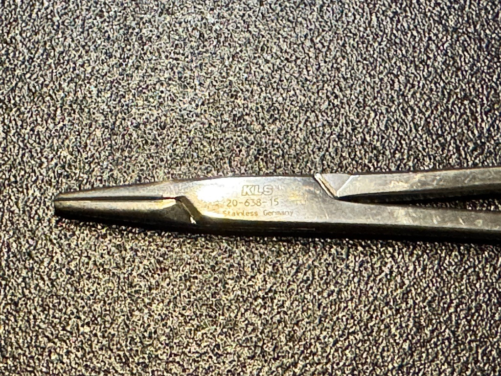 Jaw photo of KLS Martin 20-638-15 Crile-Wood Needle Holder, TC, 6"