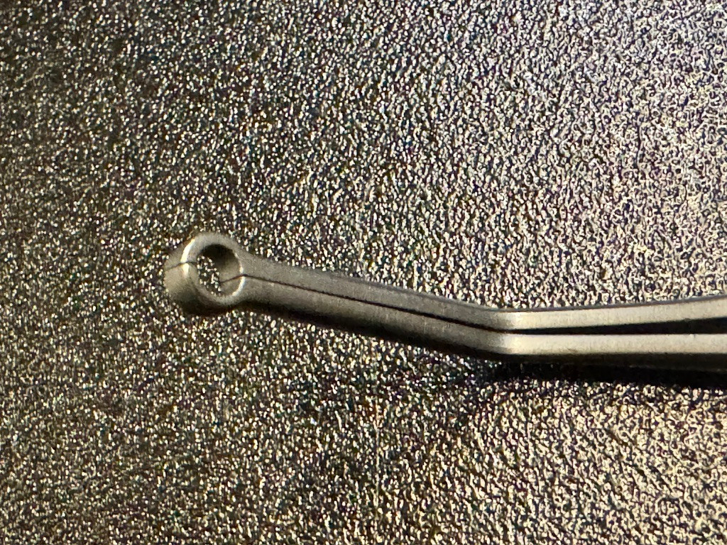 Jaw photo of Scanlan 4385-46 Loftus Titanium Bulldog Shunt Clamp, 60°, 10 Fr