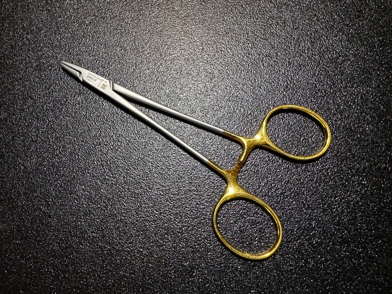 Handle photo of Aesculap BM014R Durogrip Webster Needle Holder, 5 1/8"