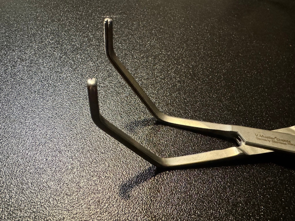 Jaw photo of V. Mueller CH6654 Cooley Partial Occlusion Clamp, 10.75"