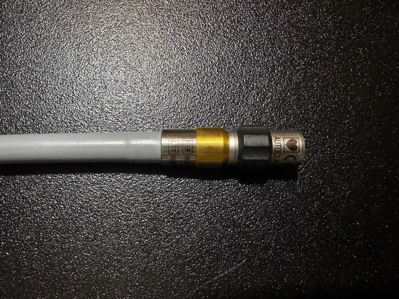 Scope connector photo of Olympus WA03310A Autoclavable Fiber Optic Cable