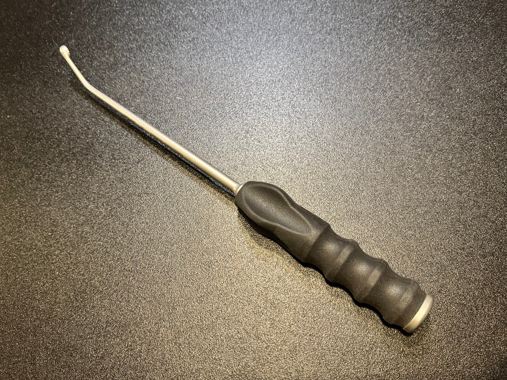 Handle photo of Titan Spine 1900-0006 Toothed Left Angled Spinal Curette, 8mm