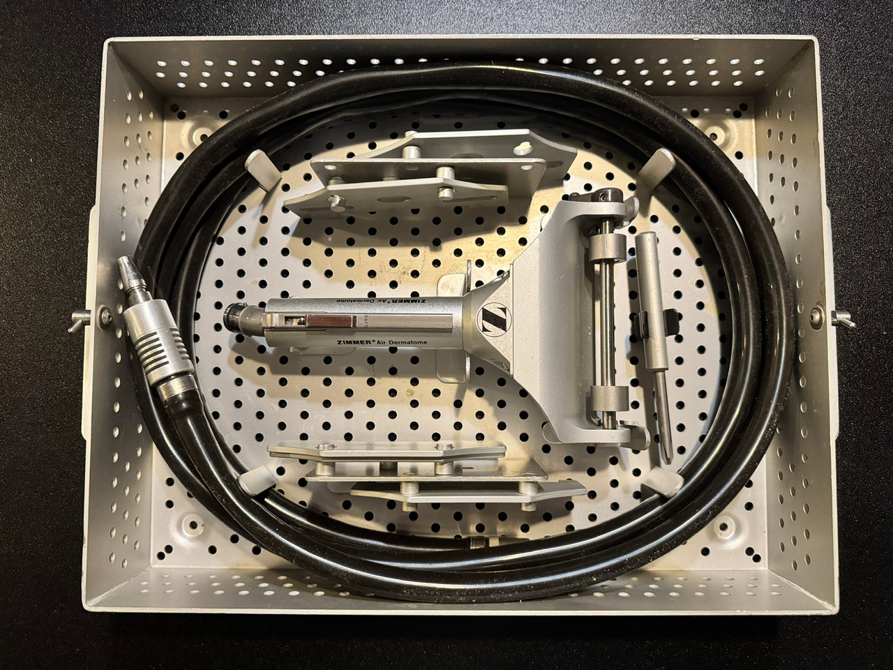 Dermatome photo of Zimmer 8801-01 Air Dermatome & MeshGraft II Grafting Set