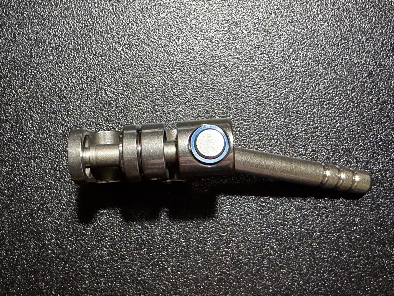 Top photo of Integra 4040 Omni-Tract SnapClamp Blade Holder
