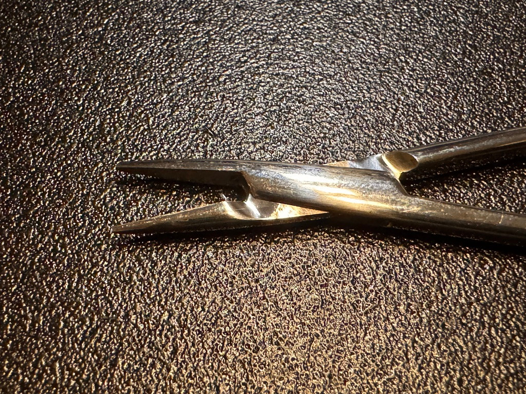 Jaw photo of Jarit 277-414 Stardust Micro Needle Holder, 9.75"