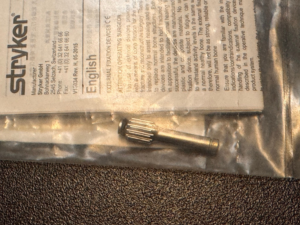 Post photo of Stryker 4941-2-120 Hoffmann II Compact MRI 30° Straight Post (New)