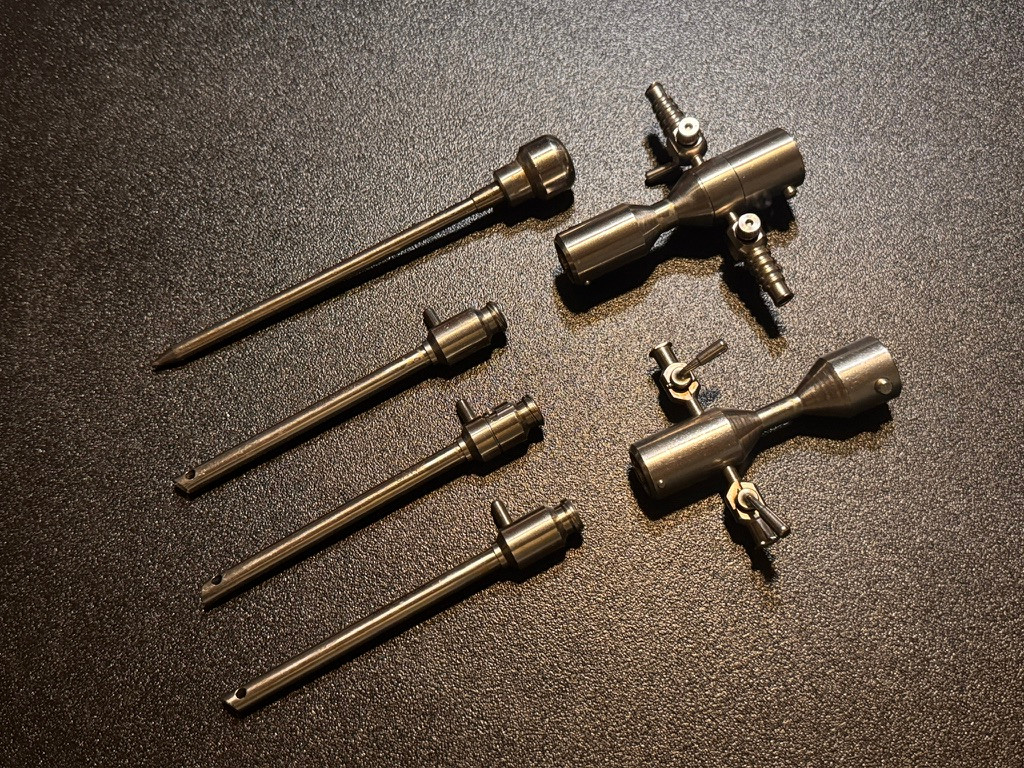 Photo of Smith & Nephew 7204709 5.5mm Rotatable Operative Cannula Set