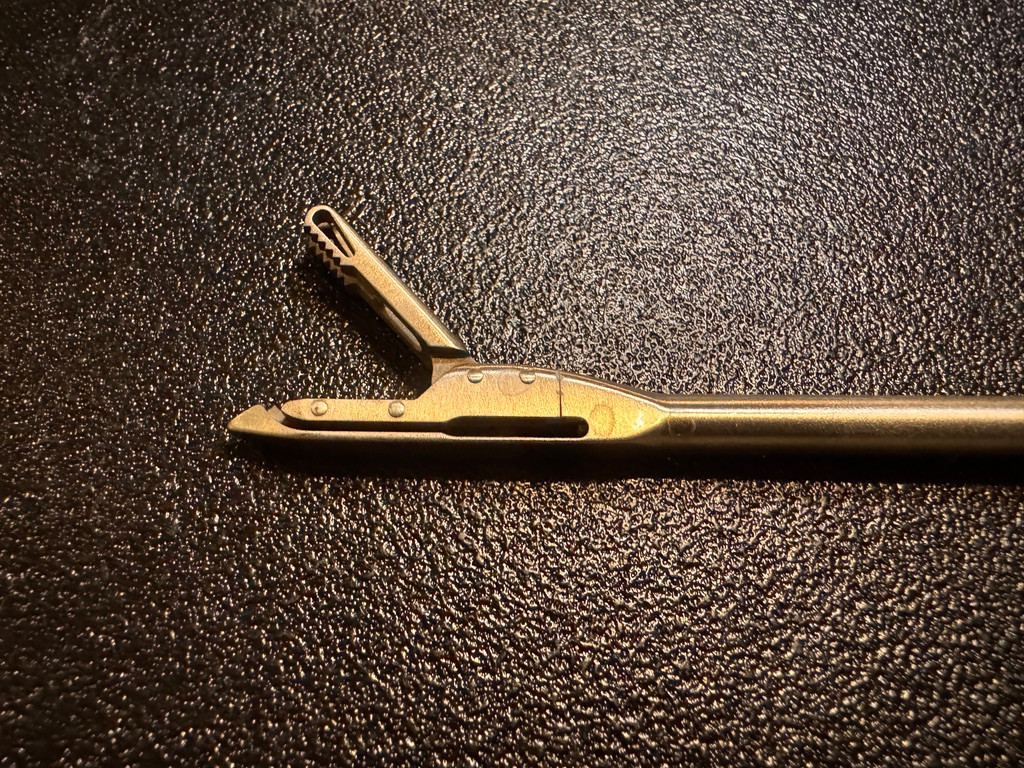 Jaw photo of Arthrex AR-13981 Scorpion Needle Punch Set