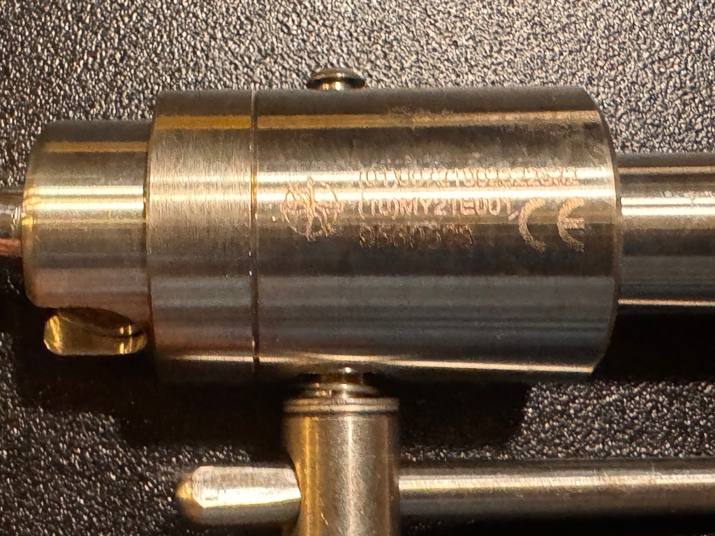 Bed rail model photo of Medtronic 9560524 METRx Flexible Arm and 9560523 Bed Rail Attachment