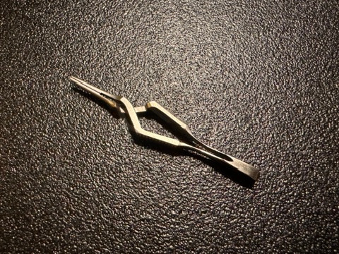 Top photo of Aesculap MB741R Diethrich Micro Bulldog Clamp, STR, 16mm Jaw