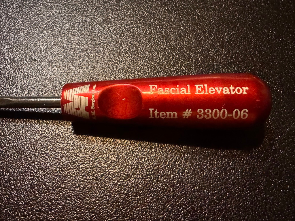 Handle photo of AM Surgical 3300-06 Plantar Fascial Elevator