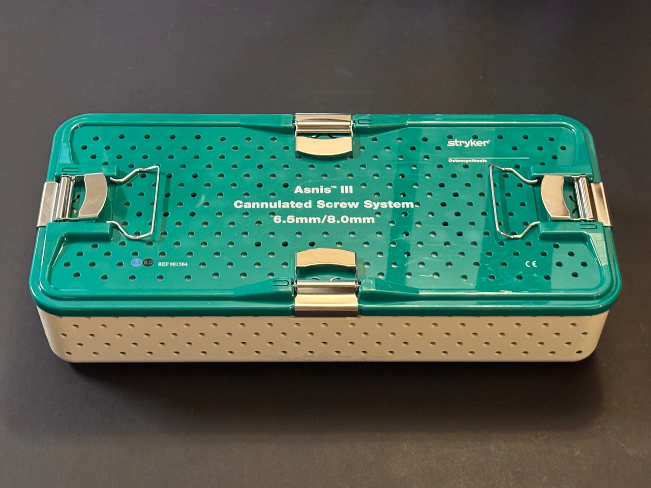 Case photo of Stryker ASNIS III 6.5mm/8.0mm Cannulated Screw System, Stainless