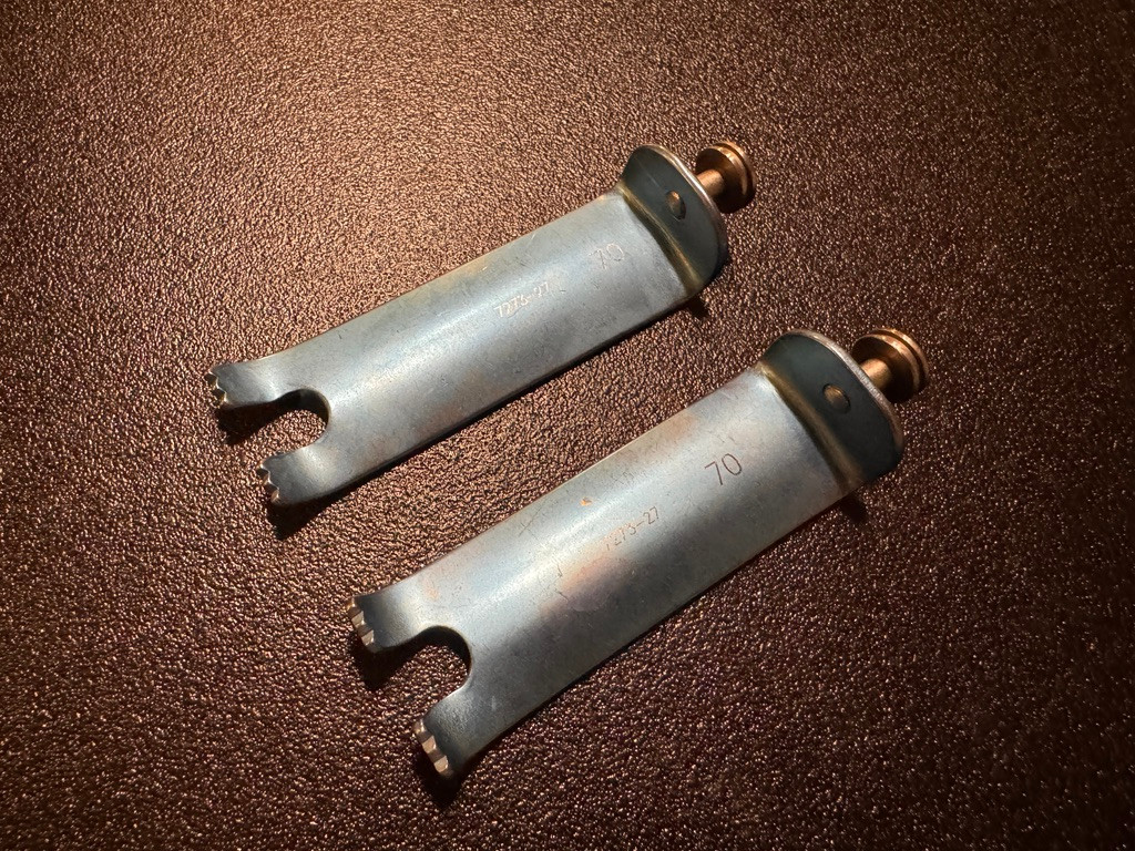 Photo of Koros 7273-27 Titanium Clearview Discectomy Blades 23 X 70mm