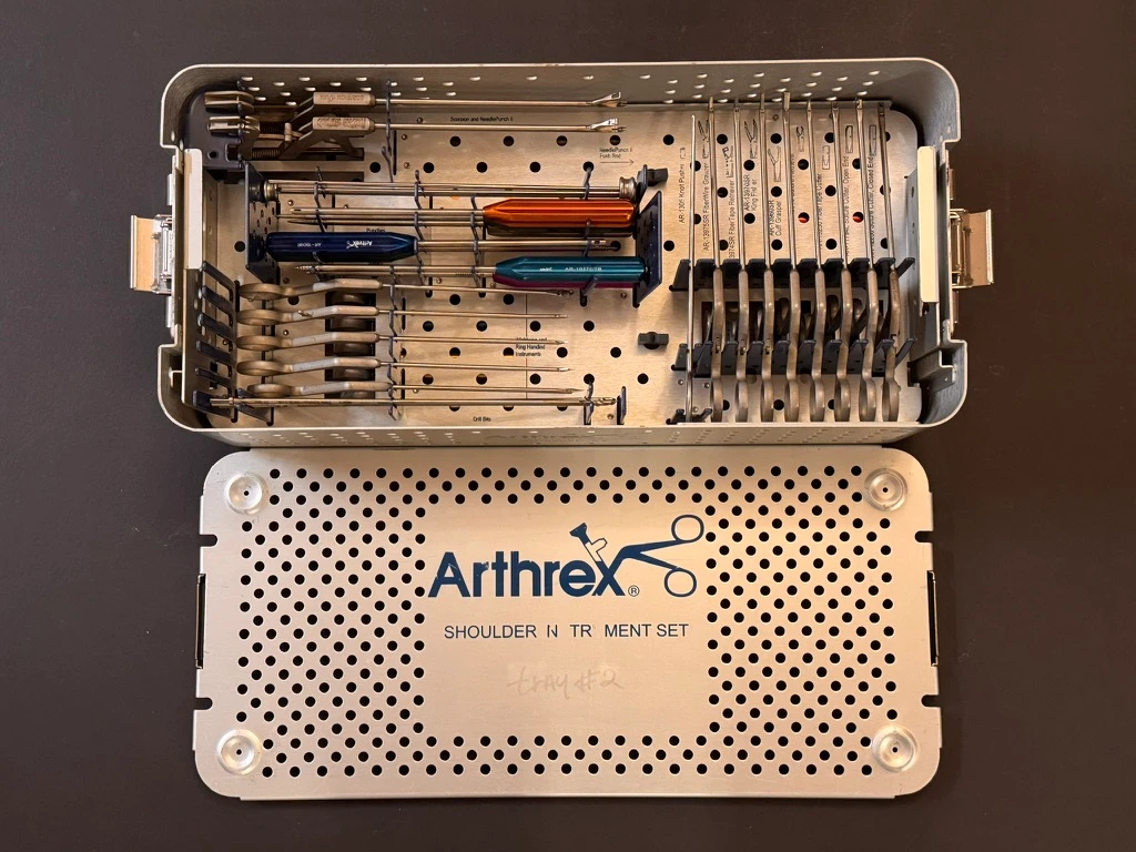 Open photo of Arthrex AR-8402C Arthroscopic Master Shoulder Repair Set