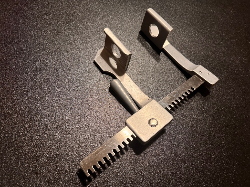 Blade photo of V. Mueller CH1216 Aluminum Finochietto Rib Spreader