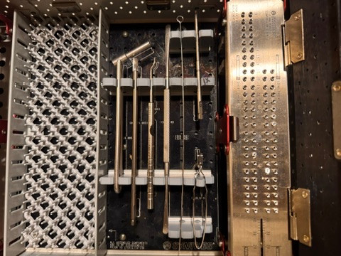 2.4mm screws photo of Synthes 01.226.032 2.4mm and 3.0mm Headless Compression Screw Instrument Set