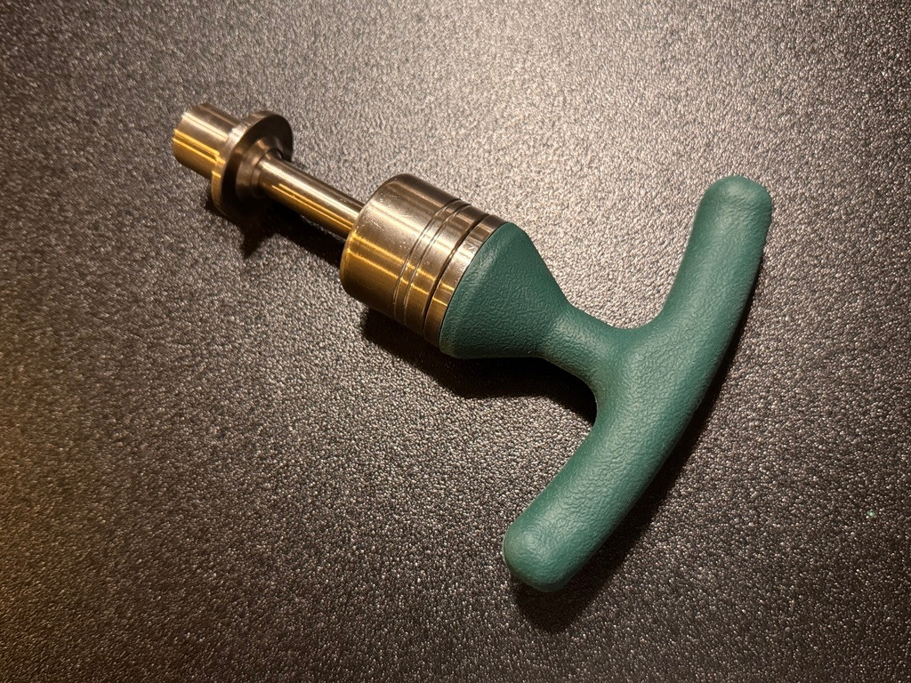 Handle photo of Synthes 321.133 Quick Connect Torque Limiting T-Handle