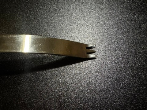 Prong photo of KMedic KM46872 Bristow Bankart Soft Tissue Retractor