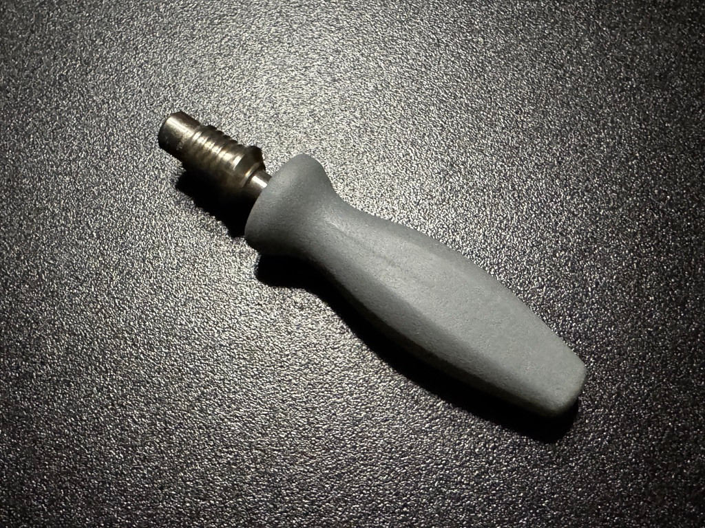 Handle photo of Tornier MFT-057 MaxLock Quick Connect AO Handle