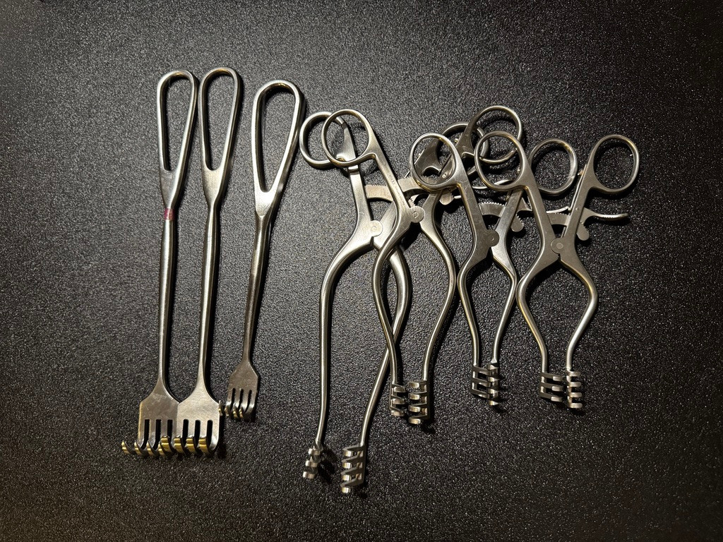 Weitlaner photo of V. Mueller SU39MG Major General Surgery Instrument Set