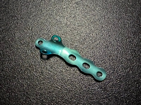 Back photo of Acumed 70-0144 Locking MTP Revision Plate, 4° Right