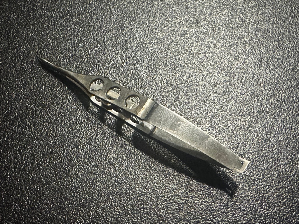 Side photo of Katena K6-1020 McPherson Needle Holder w/ Lock, CVD