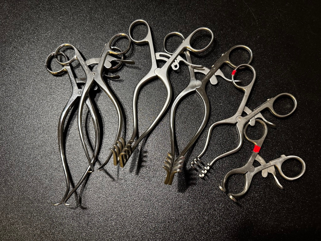 Weitlaner and Gelpi photo of V. Mueller NL4200 Laminectomy Instrument Set