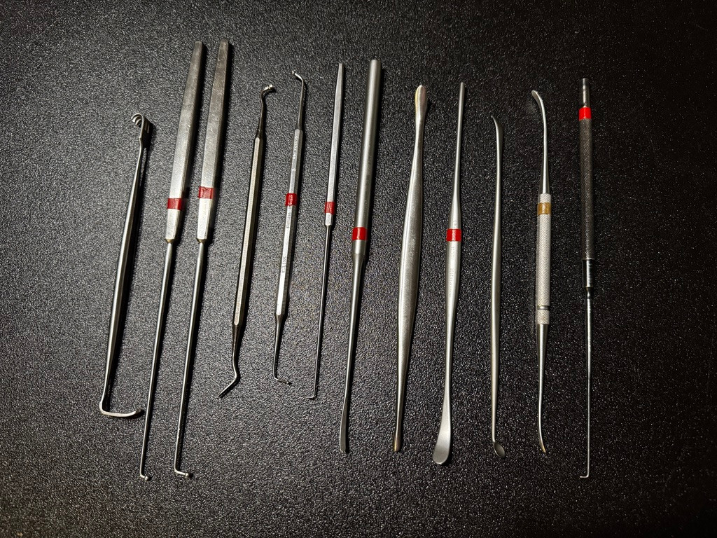 Dissectors and Hooks photo of V. Mueller NL4200 Laminectomy Instrument Set