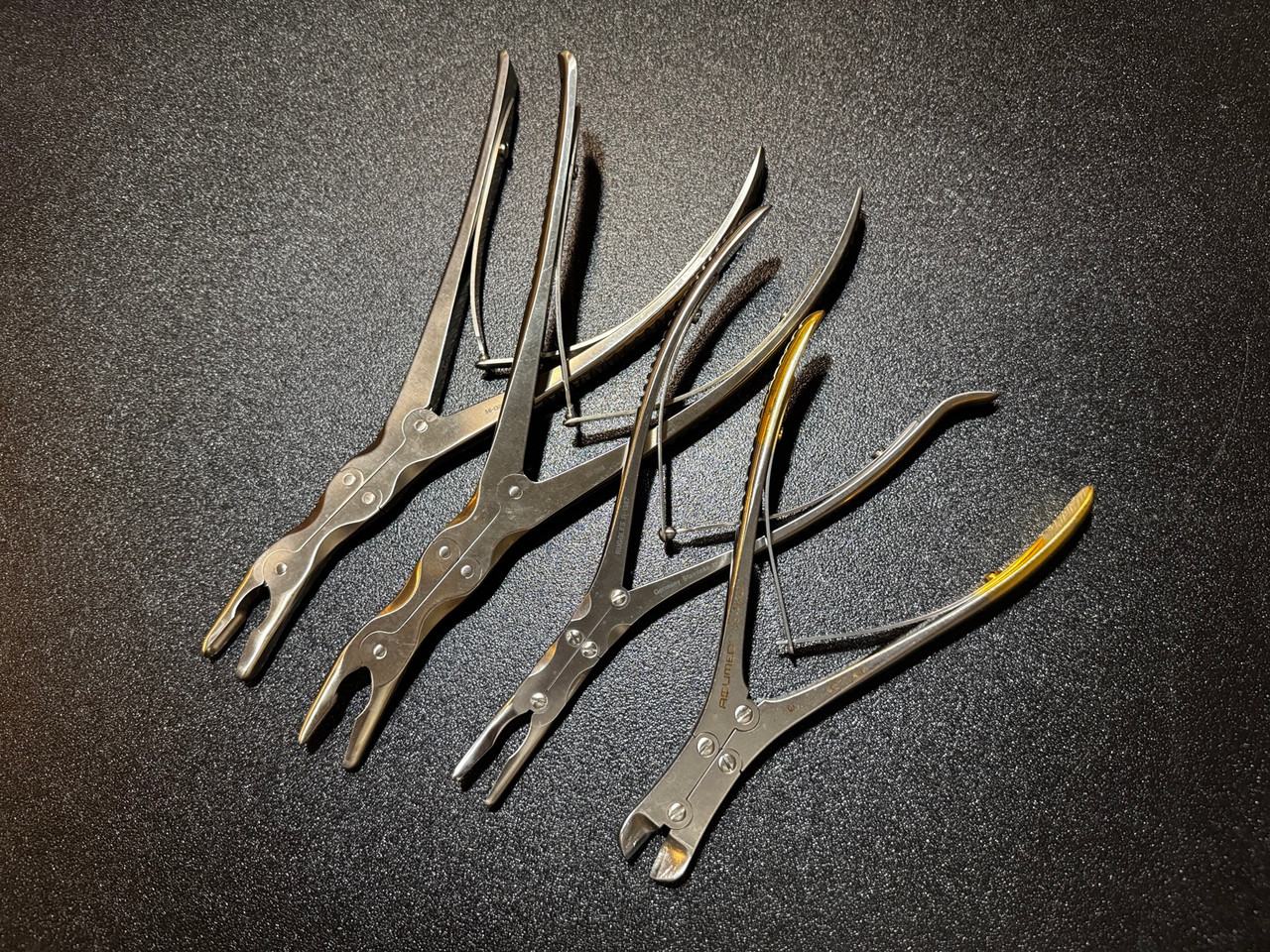 Leksell rongeur photo of Aesculap JN444 Large Spinal and Laminectomy Instrument Set