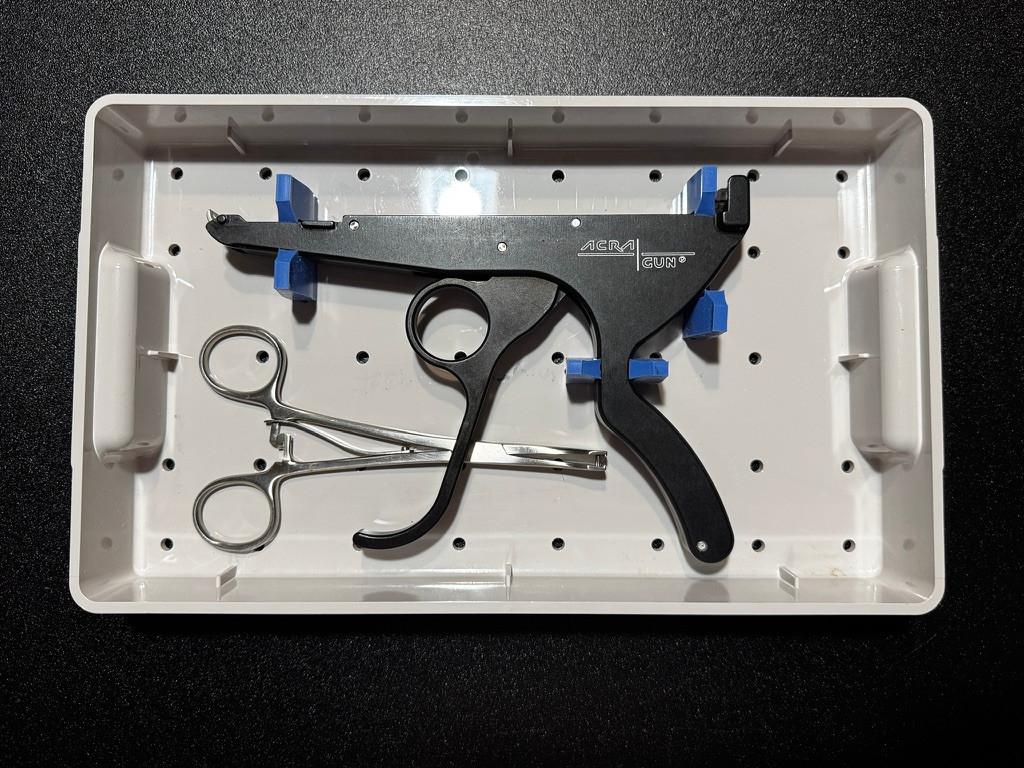 Open photo of Acra-Cut 500-100 Acragun Scalp Clip System