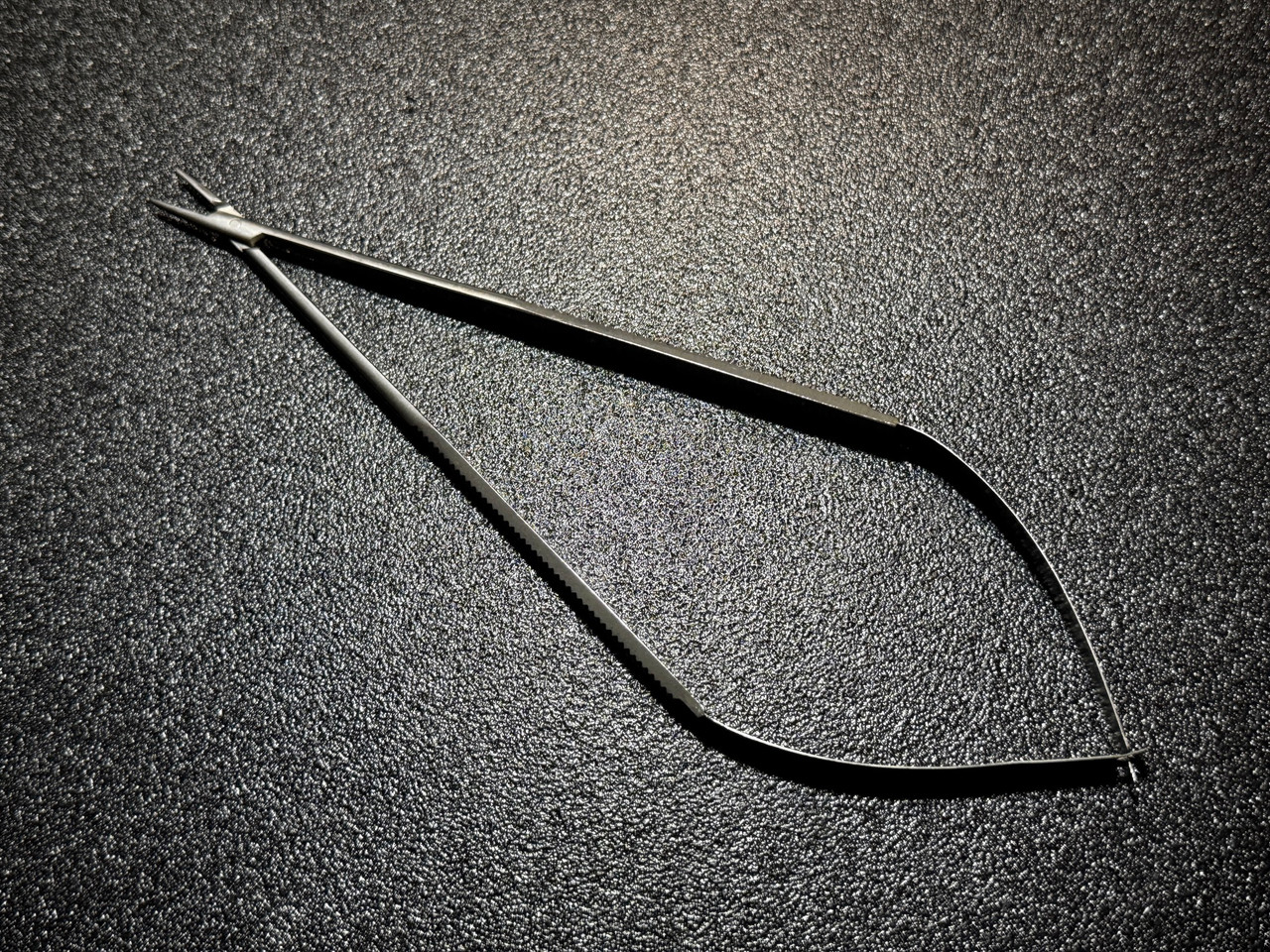 Top photo of Aesculap FD045R Jacobson Micro Needle Holder, STR, 7.25"