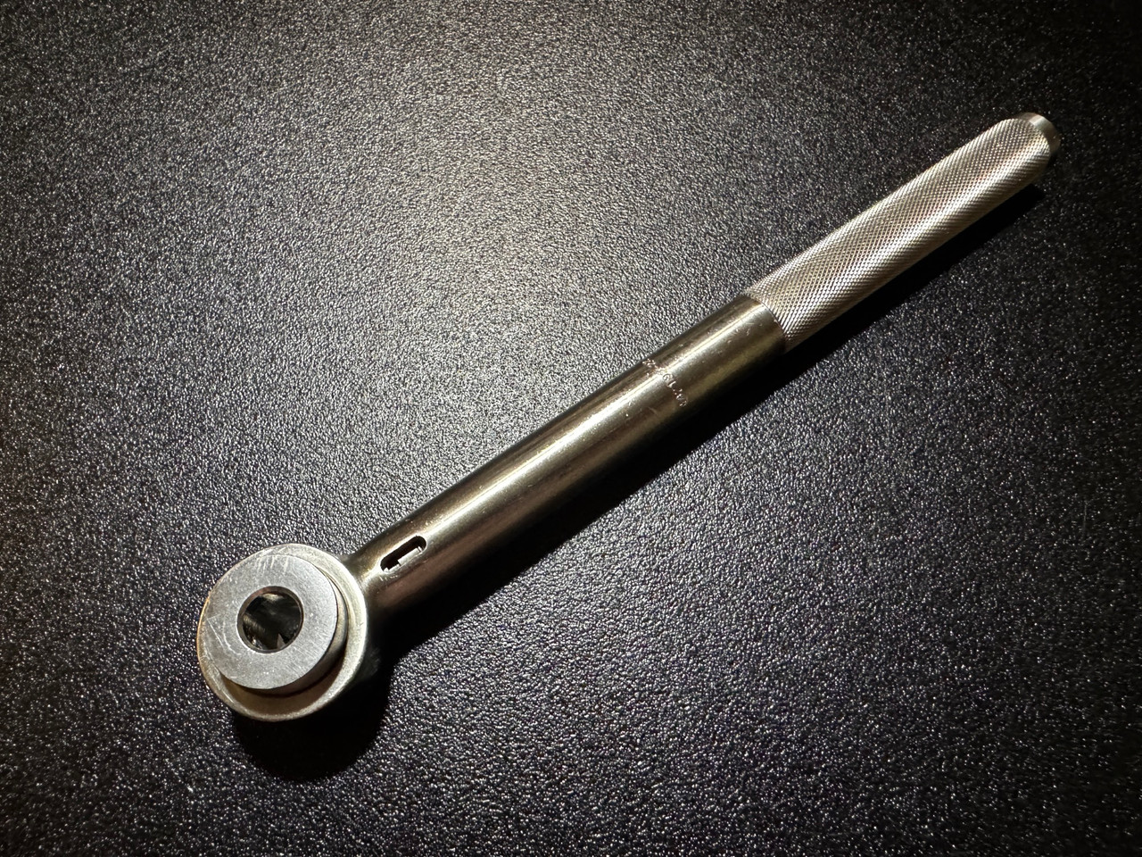 Photo of Zimmer 2195-022 MeshGraft II Ratchet Handle