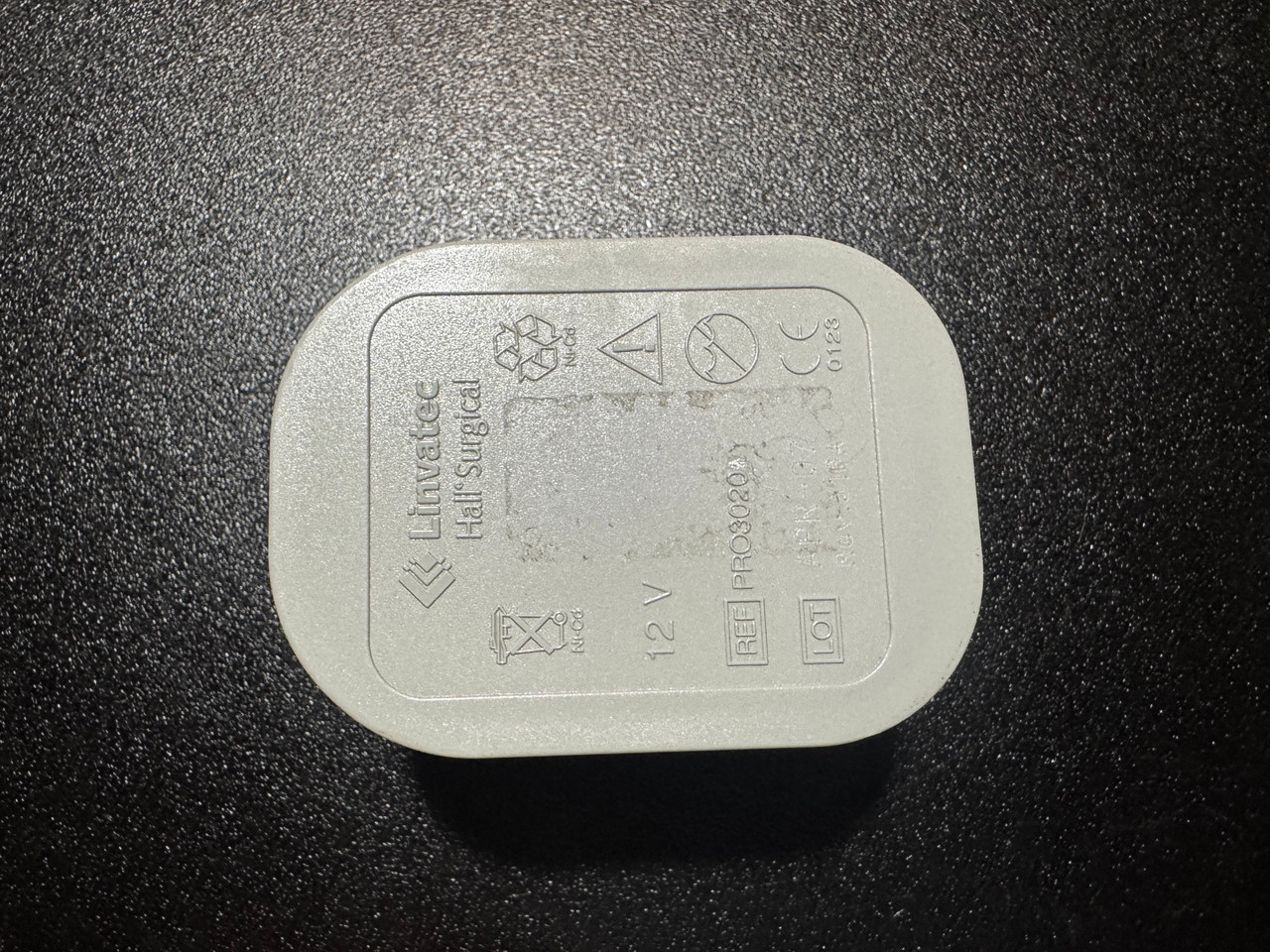 Bottom photo of Linvatec HALL PRO3020 NiCad Battery