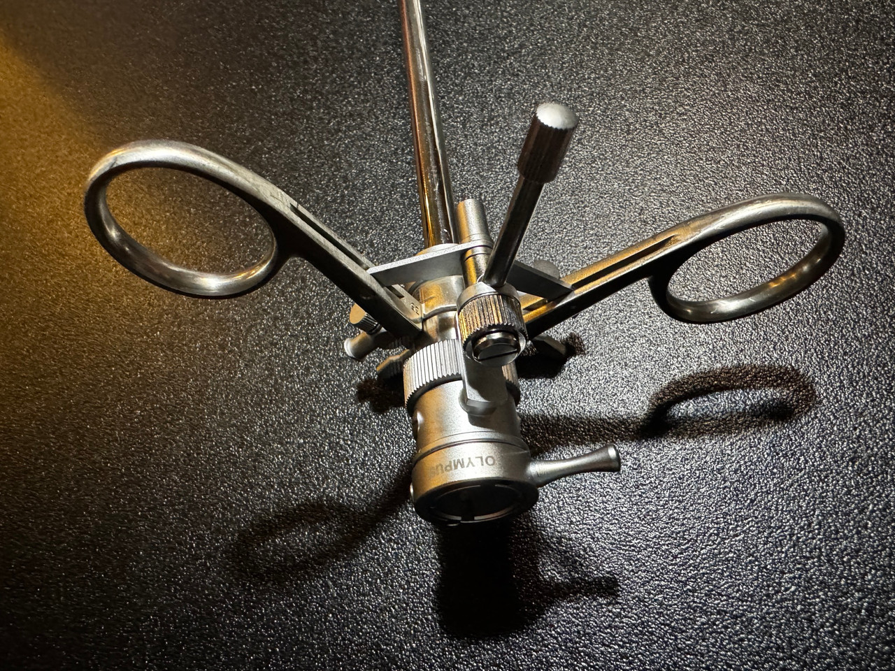 Handle photo of Olympus A3652 Optical Stone Crushing Forceps, 26.5 Fr