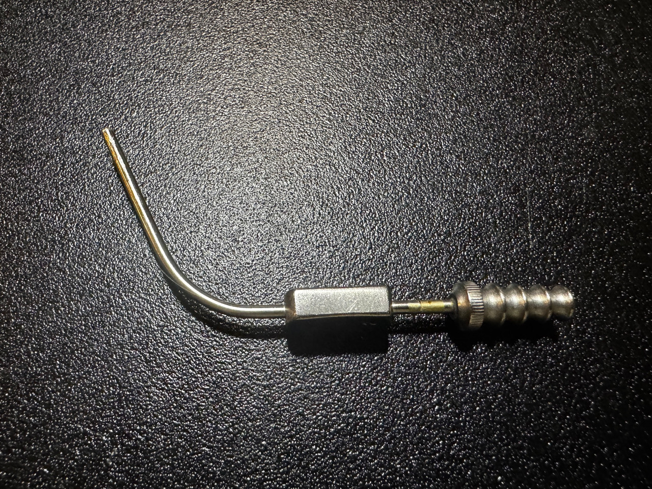 Bottom photo of V. Mueller NL1901-2 Frazier Suction Tube 2Fr, 2"