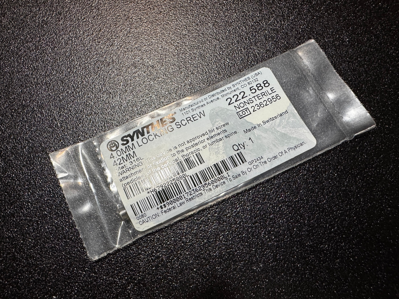 Photo of Synthes 222.588 4.0mm Locking Screw 42mm