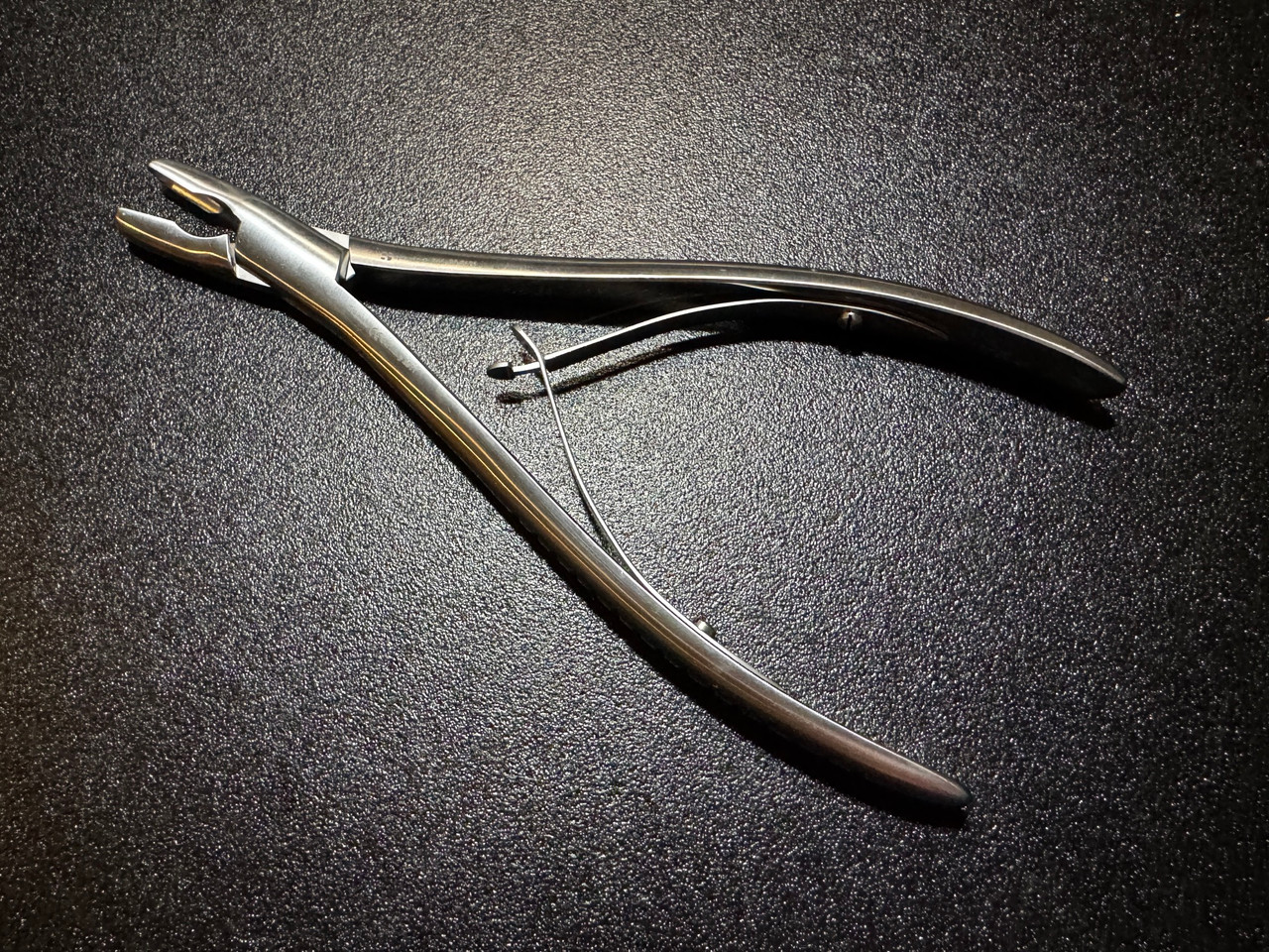 Handle photo of Symmetry 30-5421 Adson Cranial Rongeur, STR, 8mm, 8.25" (New)