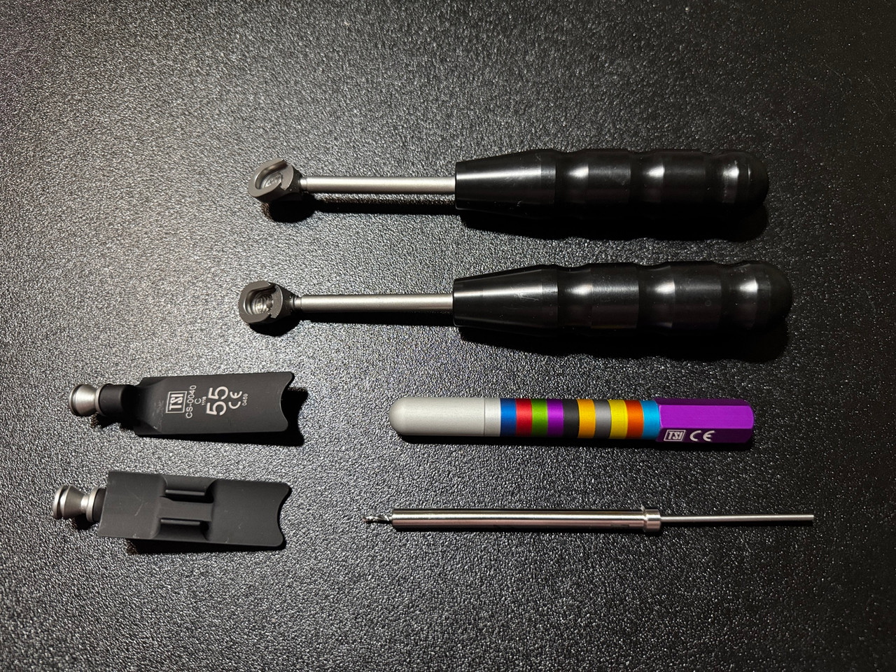 Paddle blade, handle and depth gauge photo of Tedan TSI CS-1400 Phantom TL Conical Anterior Cervical Retractor Set