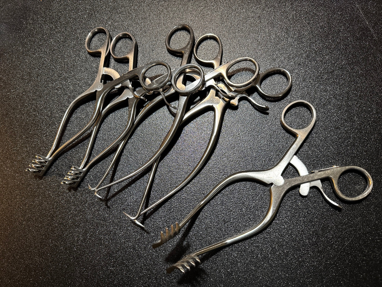 Weitlaner retractor photo of Jarit 285-00S1 Full Laminectomy & Spinal Instrument Set