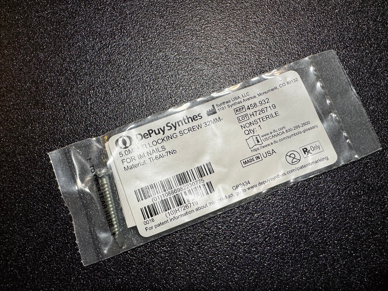 Photo of Synthes 458.932 5.0mm Titanium Locking Screw 32mm
