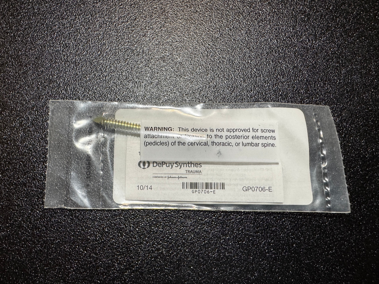 Screw photo of Synthes 458.956 5.0mm Titanium Locking Screw 56mm
