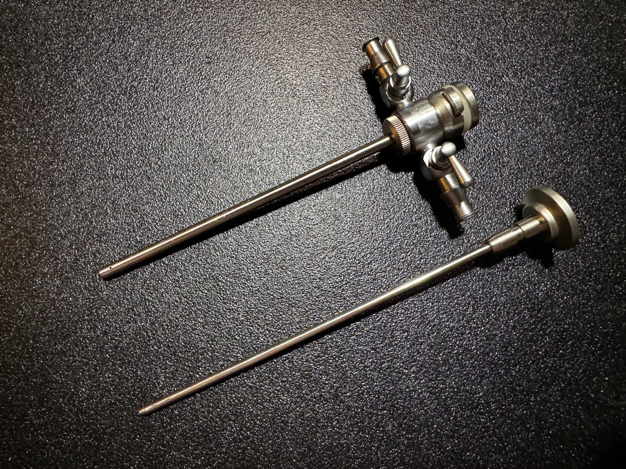 Photo of Stryker 343-331-450 Arthroscopic 4.0mm Rotating Cannula w/ Obturator