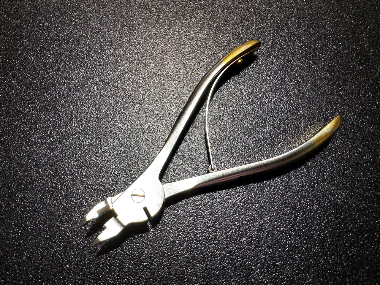 Photo of Synthes 391.965 Combination Bending & Cutting Pliers