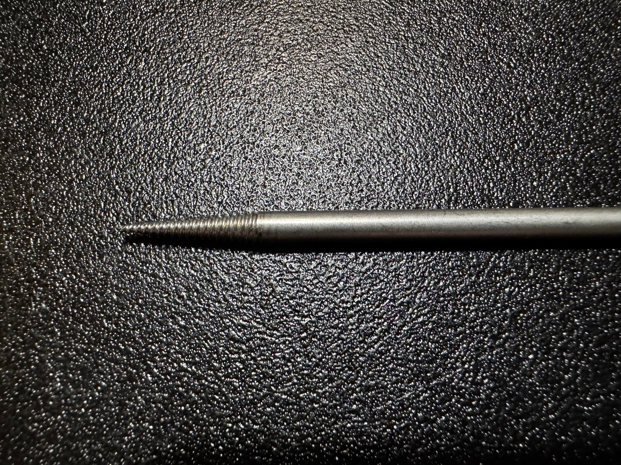 Tip photo of Synthes 387.34 Conical Extraction Screw
