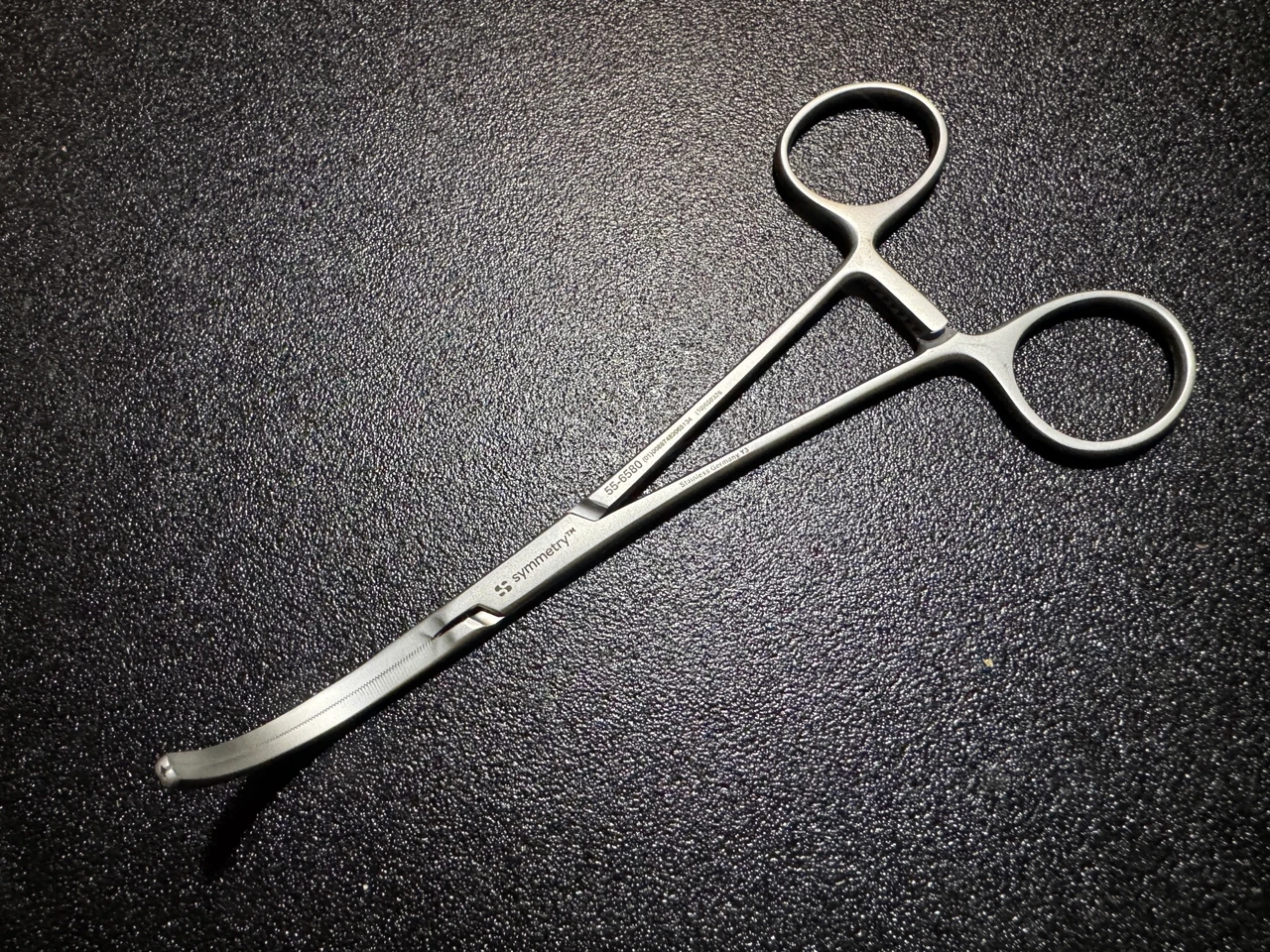 Photo of Symmetry 55-6580 Cooley Peripheral Vascular Clamp, CVD, 6.5"