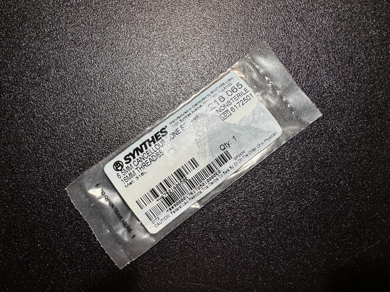 Photo of Synthes 216.065 6.5mm Cancellous Bone Screw, 16mm THR, 65mm