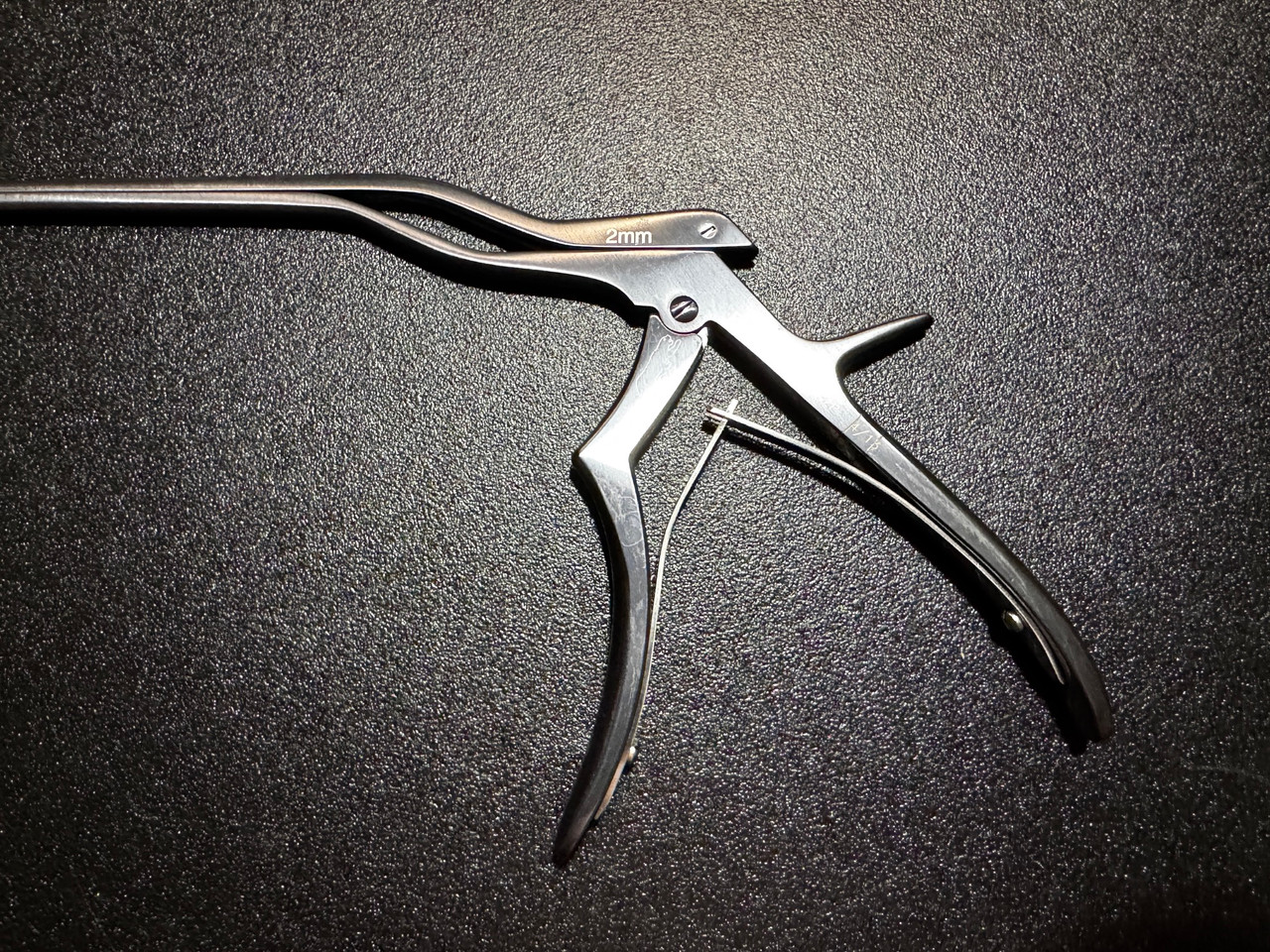 Handle photo of BOSS 70-2242P Panther Bayonet Micro Kerrison, 2mm, 90°, 9"