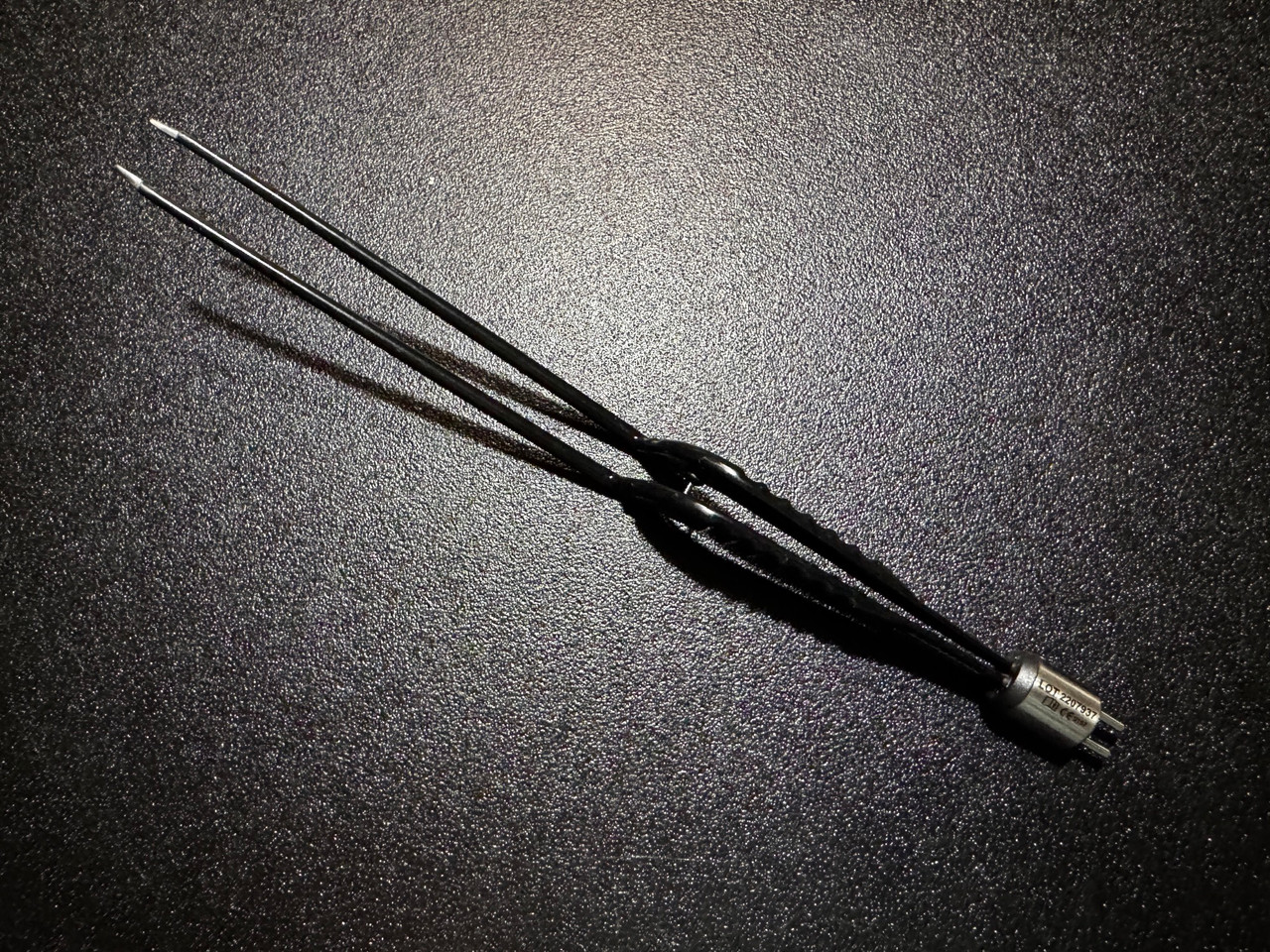 Top photo of Stryker 6730-220-012 SilverGlide ProSeries Non-Stick Bipolar Forceps, 1.2mm